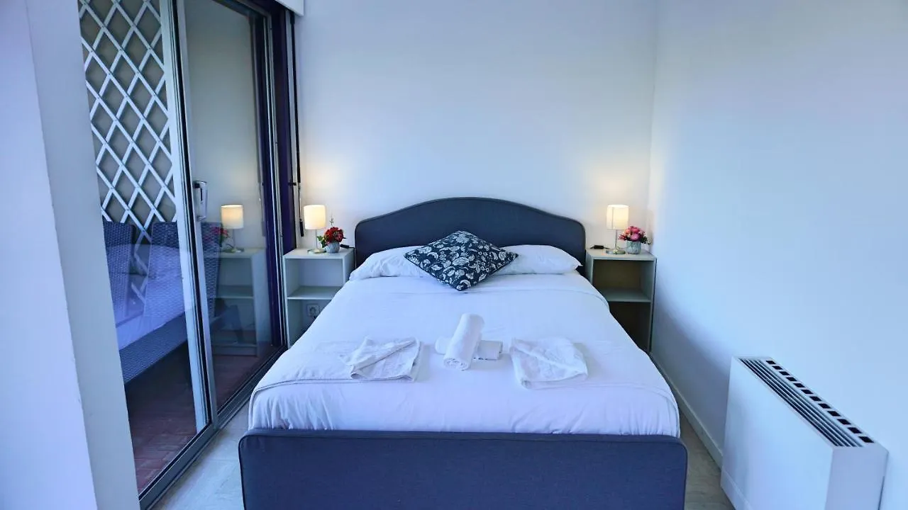 Apartamento Résidence Islette du Riou avec piscine By Palmazur Mandelieu Francia