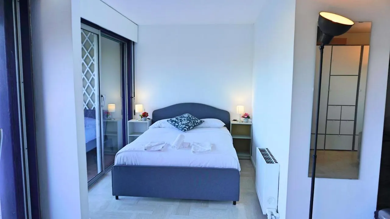 Résidence Islette du Riou avec piscine By Palmazur Mandelieu Apartamento